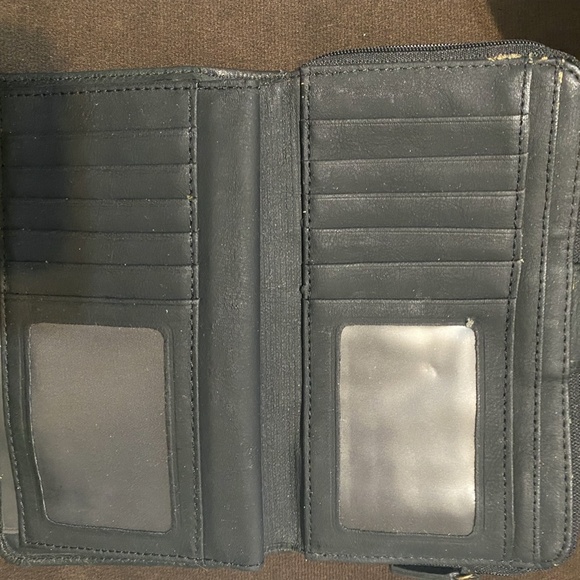 LEATHER WALLET - Picture 2 of 4